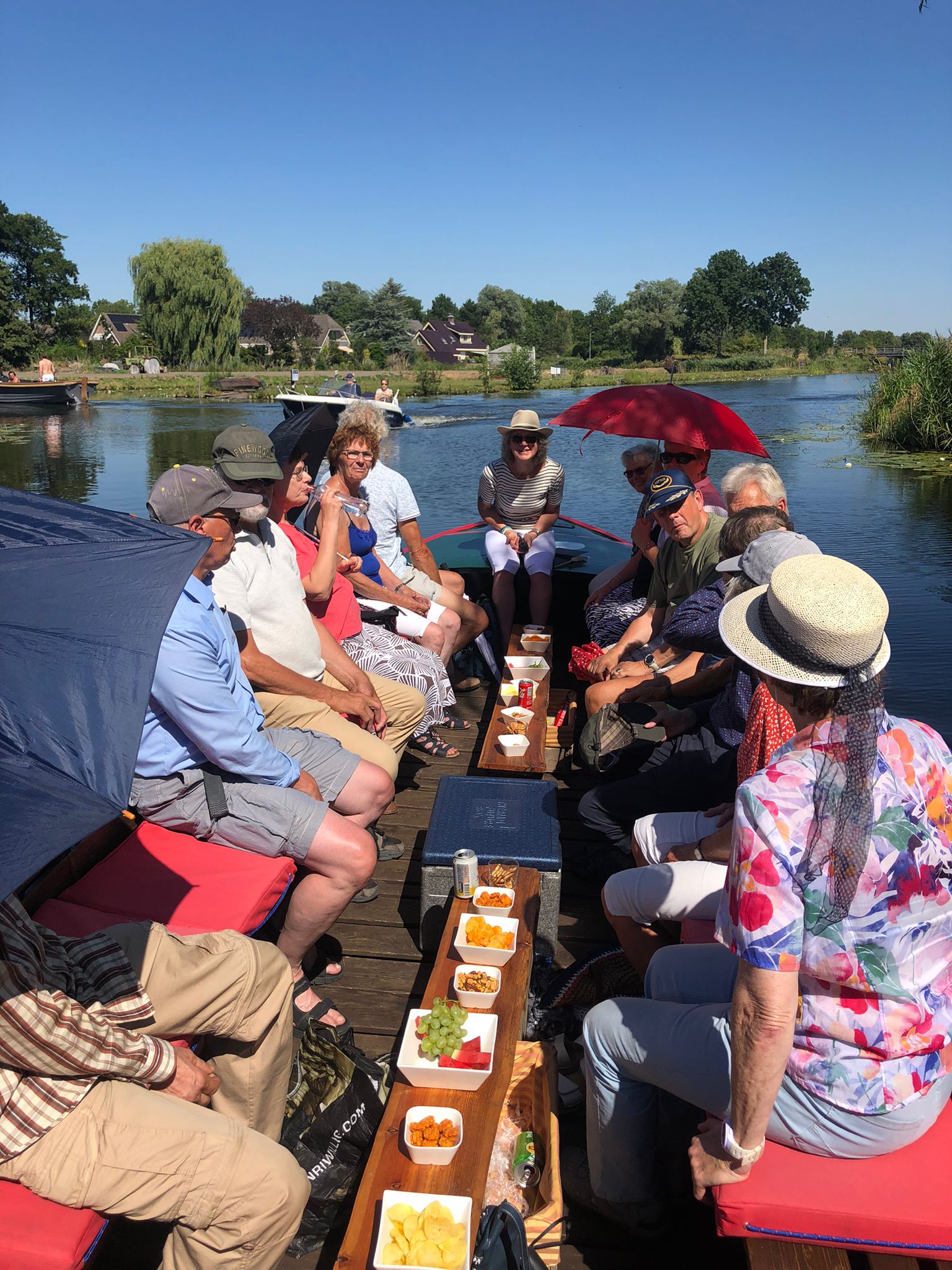 KOM AAN BOORD EN MAAK HET MEE!