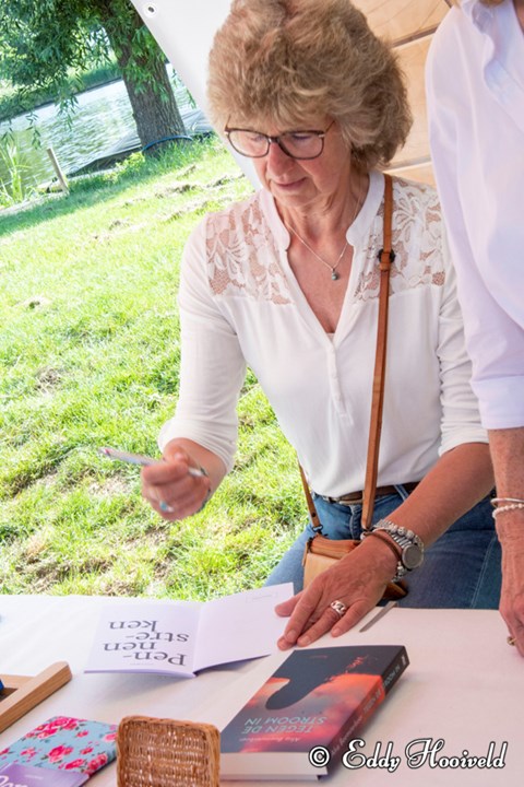 </p><p>Langedoiker Markt in Broek op Langedijk, 20 augustus 2022,</p><p>met Mary Schoon</p><p>