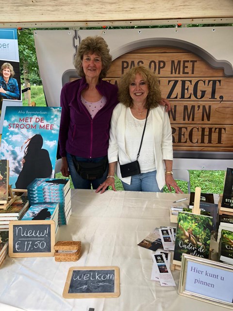 Diever met Mary Schoon